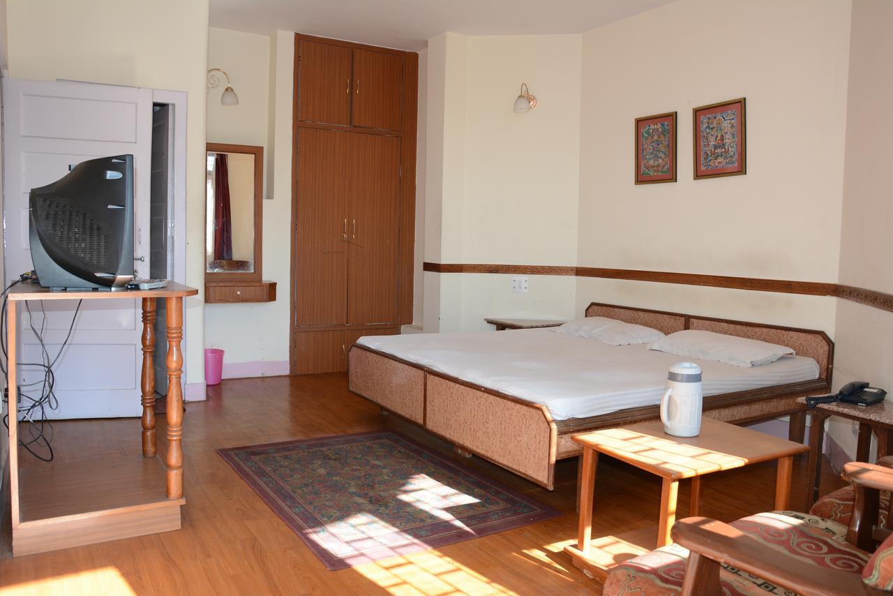 Hotel Basant 西姆拉 外观 照片